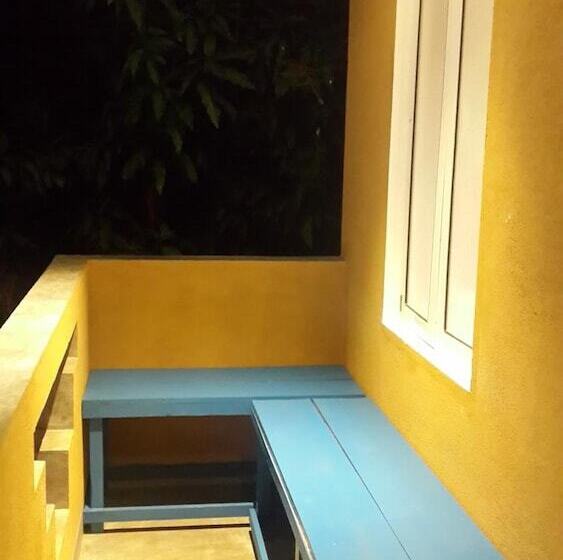 Cycling Backpacker Hostel & Cafe