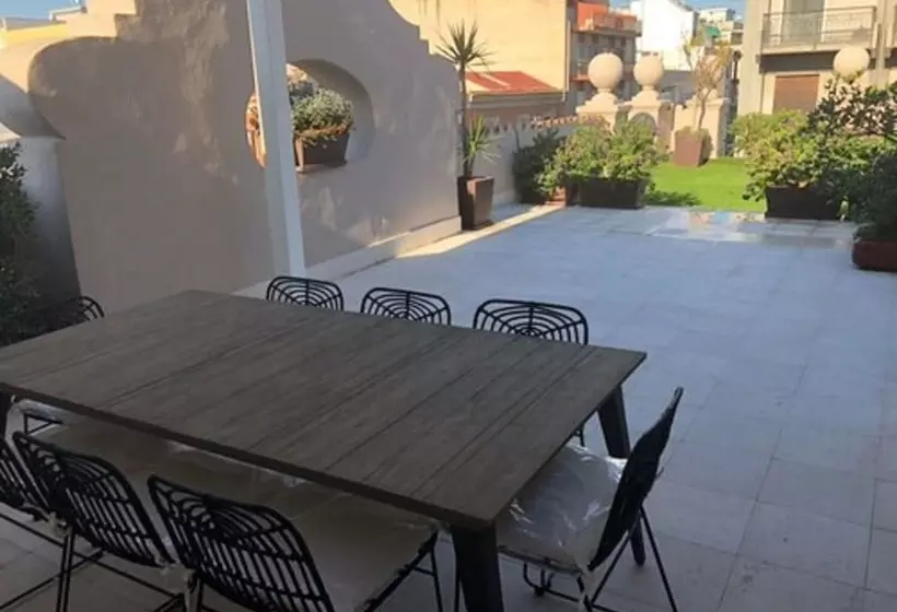 تختخواب و صبحانه 200s & Terrace