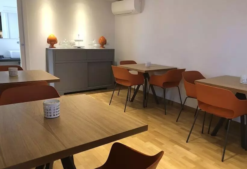 تختخواب و صبحانه 200s & Terrace