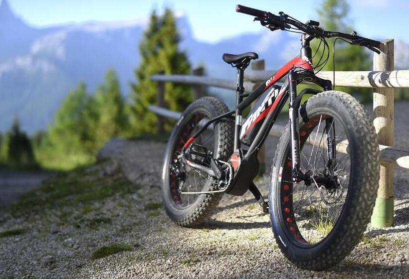 مبيت وإفطار Etrusca Polsa