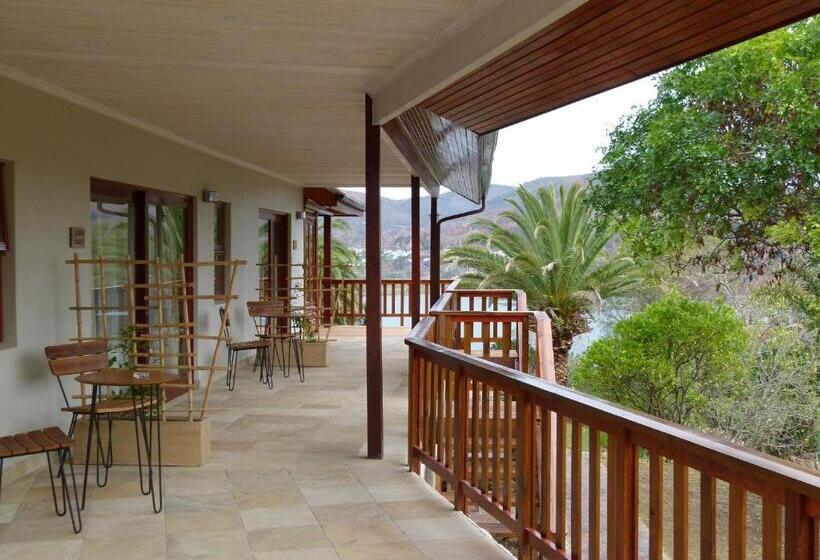 צימר Fish Eagle Lodge
