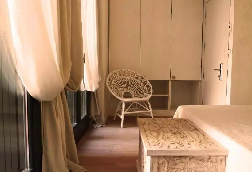 تختخواب و صبحانه Indisparte Suites