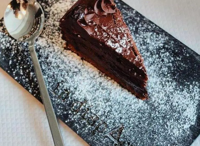 تختخواب و صبحانه Indisparte Suites