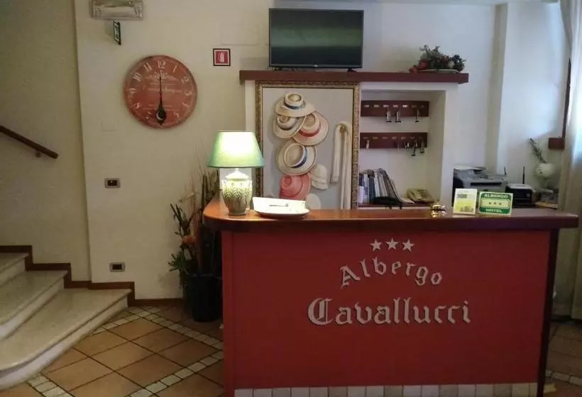 ホテル Albergo Cavallucci