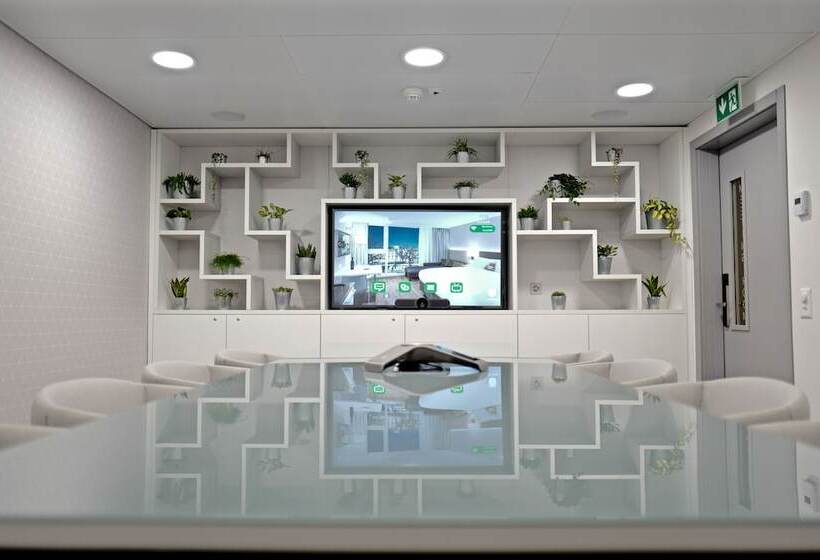 ホテル Base Vevey