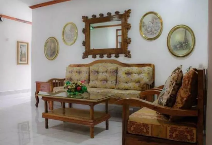 هتل Cln Boutique