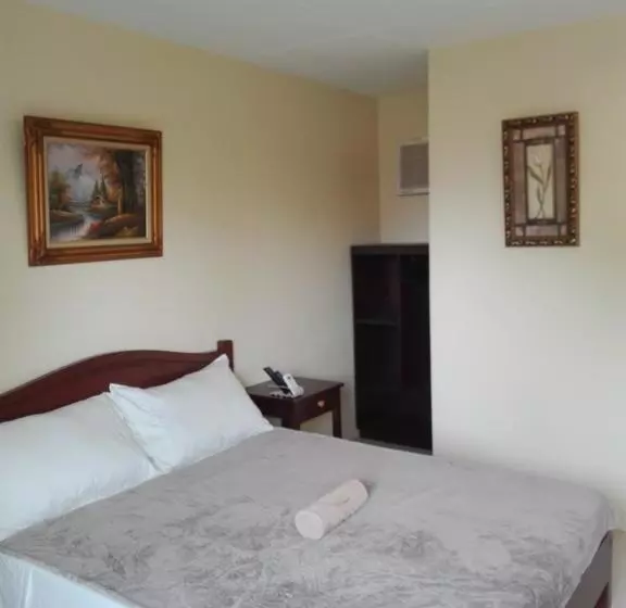 ホテル Reddoorz Near Sibulan Dumaguete Airport