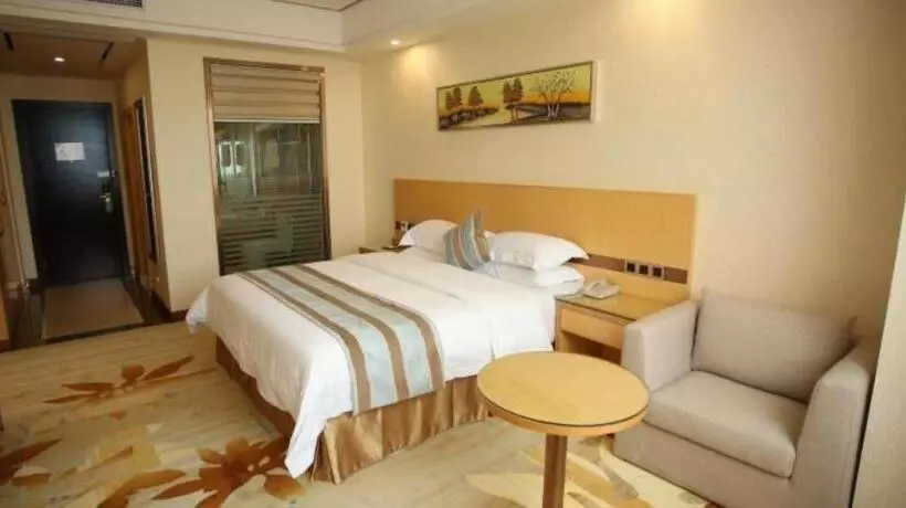 Hotelli Greentree Alliance Foshan West Station Luowu Road