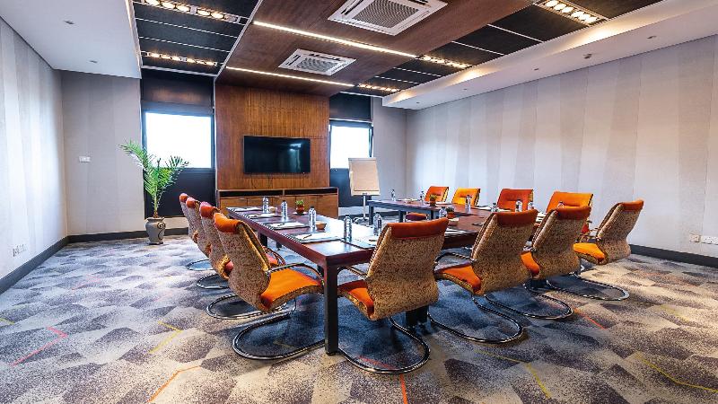 هتل Holiday Inn Nairobi Two Rivers Mall, An Ihg