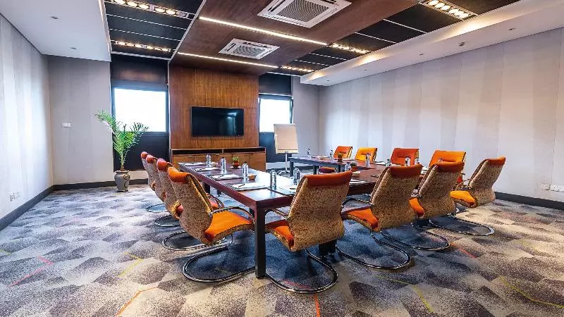 هتل Holiday Inn   Nairobi Two Rivers Mall, An Ihg