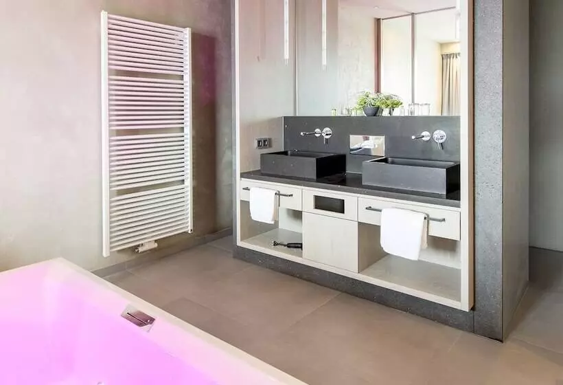 ホテル Monte Mare Sauna Spa Sports