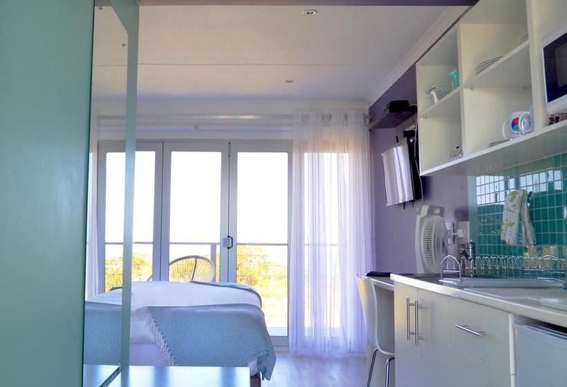 Отель Purple Haze Eco Lodge