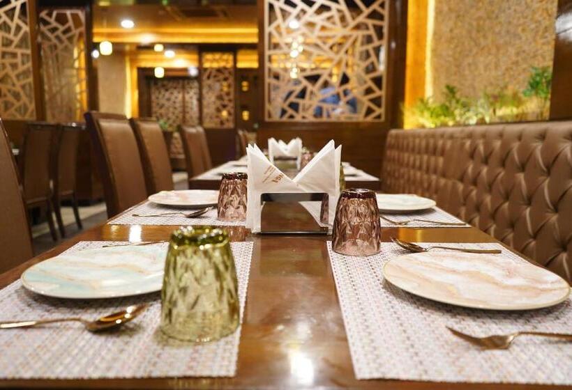 هتل The Kalinga Inn