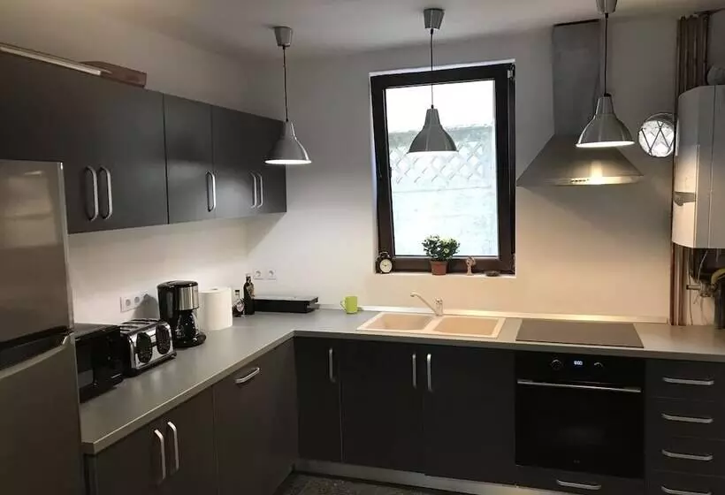 Passpartout Hostel