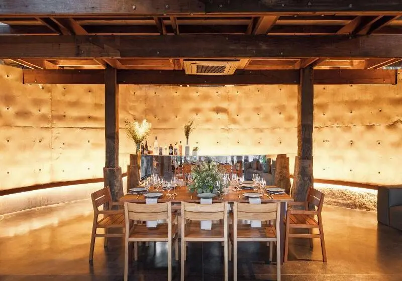 Hotelli Vows Villa Beachfront