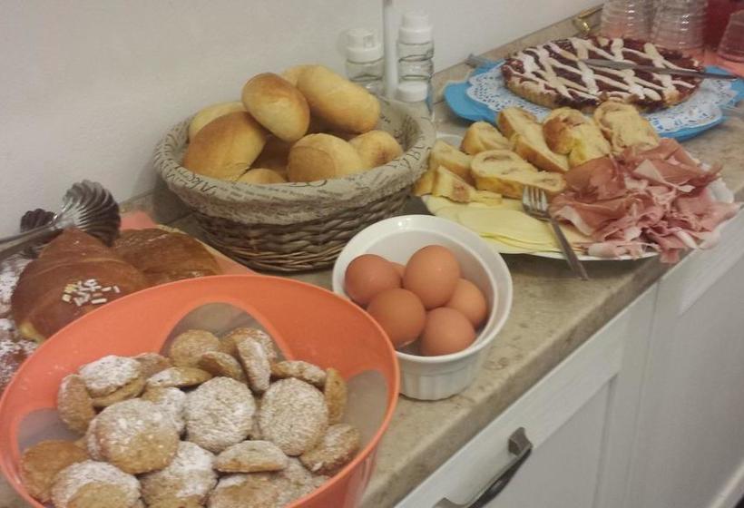 Villa Indipendente A Pochi Passi Dal Lago