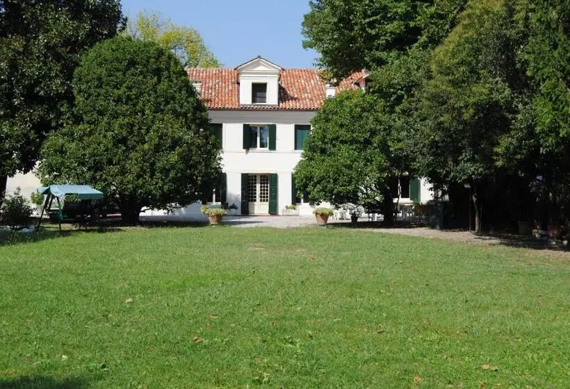 Aamiaismajoitus (B&B) Ca' Settecento Villa Cavazza Querini