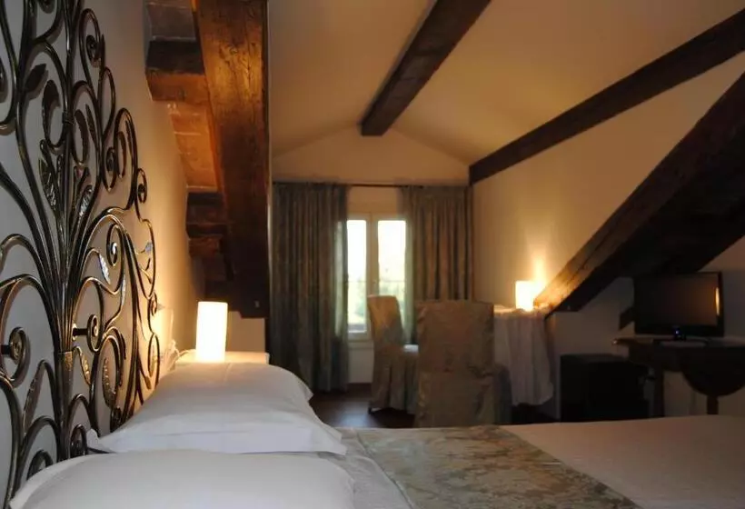 Aamiaismajoitus (B&B) Ca' Settecento Villa Cavazza Querini