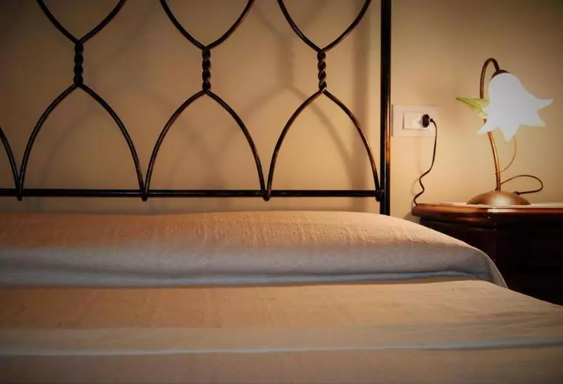 Aamiaismajoitus (B&B) Ca' Settecento Villa Cavazza Querini