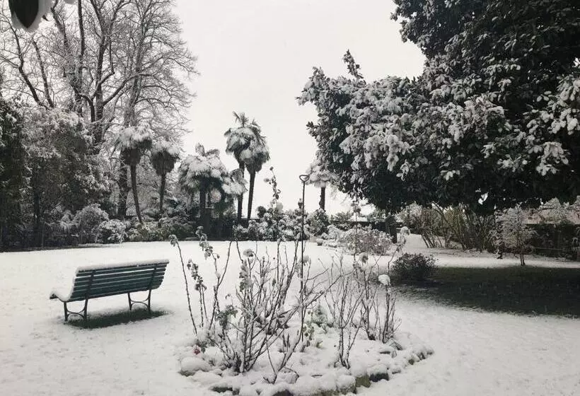 Aamiaismajoitus (B&B) Ca' Settecento Villa Cavazza Querini