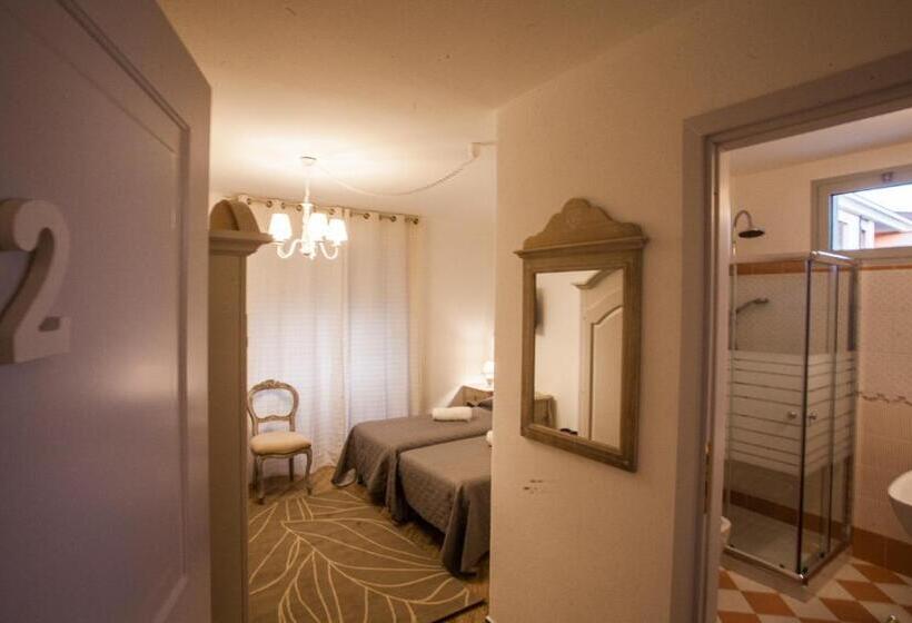 تختخواب و صبحانه City Garden Guest House