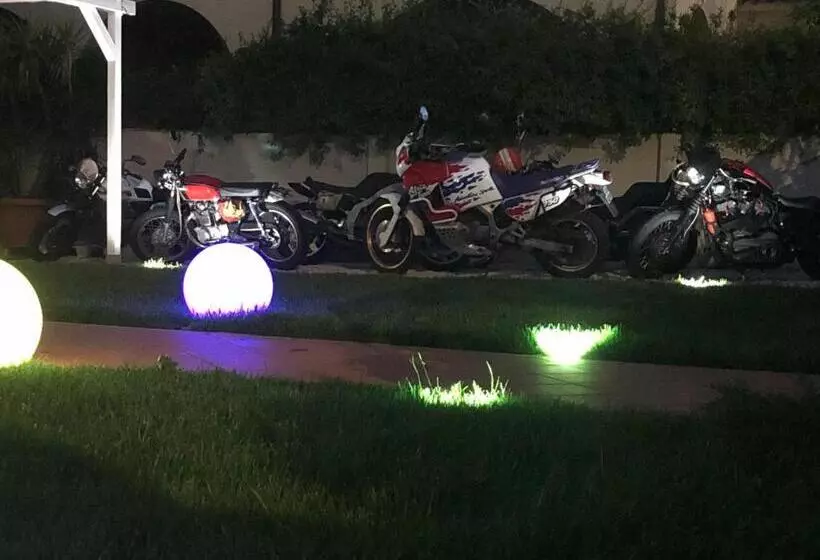 ベッドアンドブレックファースト City Garden Guest House