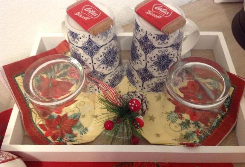 تختخواب و صبحانه City Garden Guest House