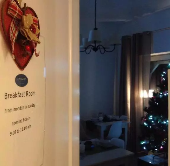 ベッドアンドブレックファースト City Garden Guest House