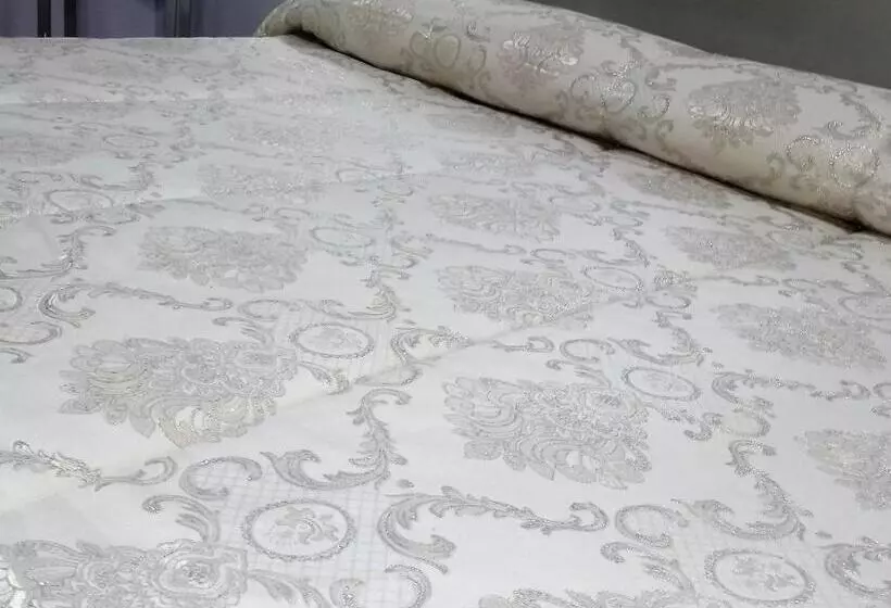 تختخواب و صبحانه Hb Le Suites Del Giardino