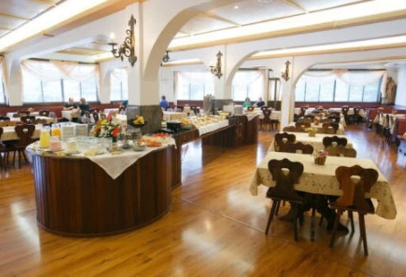 Отель 13 Linden