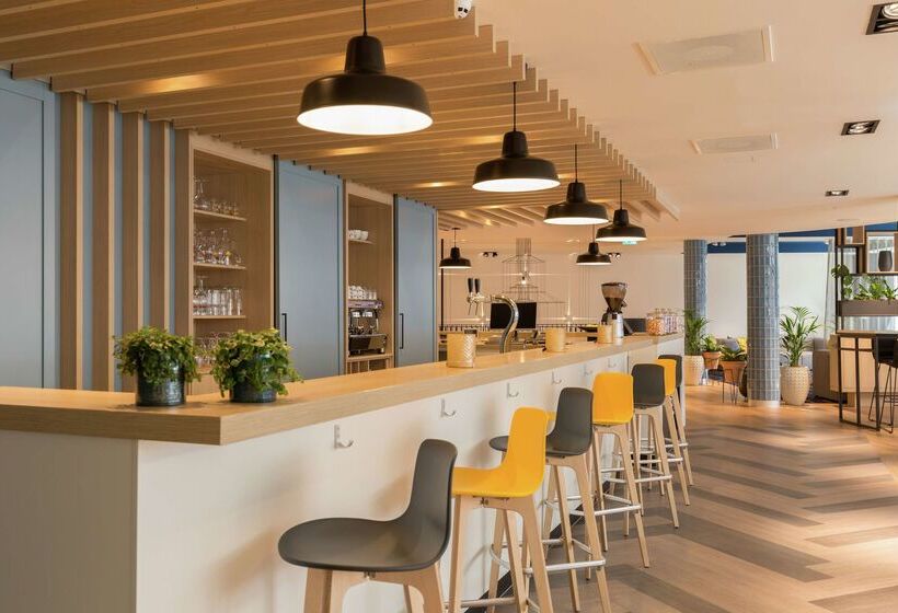 هتل Hampton By Hilton Antwerp Central Station