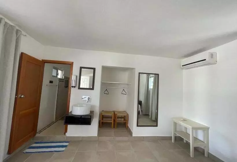 ホテル La Diosa Kali Beach Front
