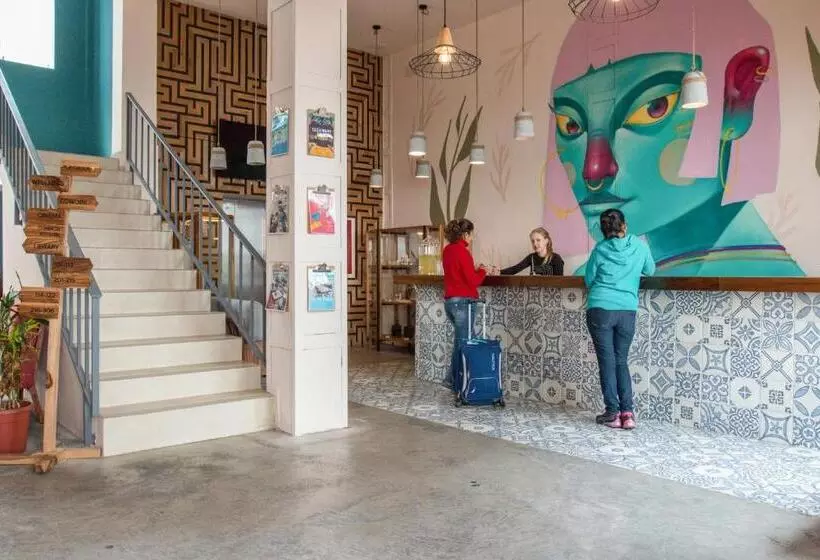 ホテル Socialtel Baños   Formerly Selina Baños