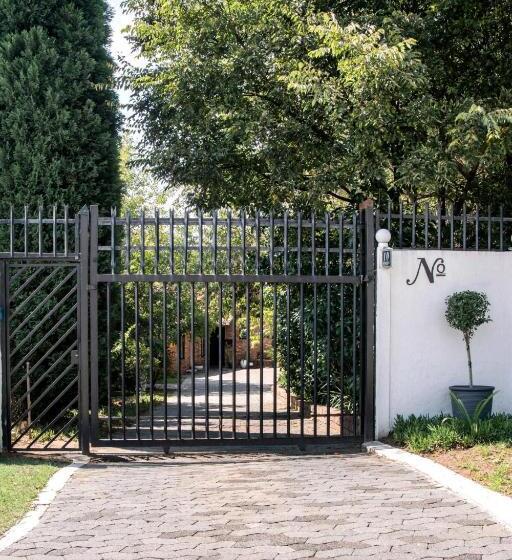 호텔 The Bedford Manor