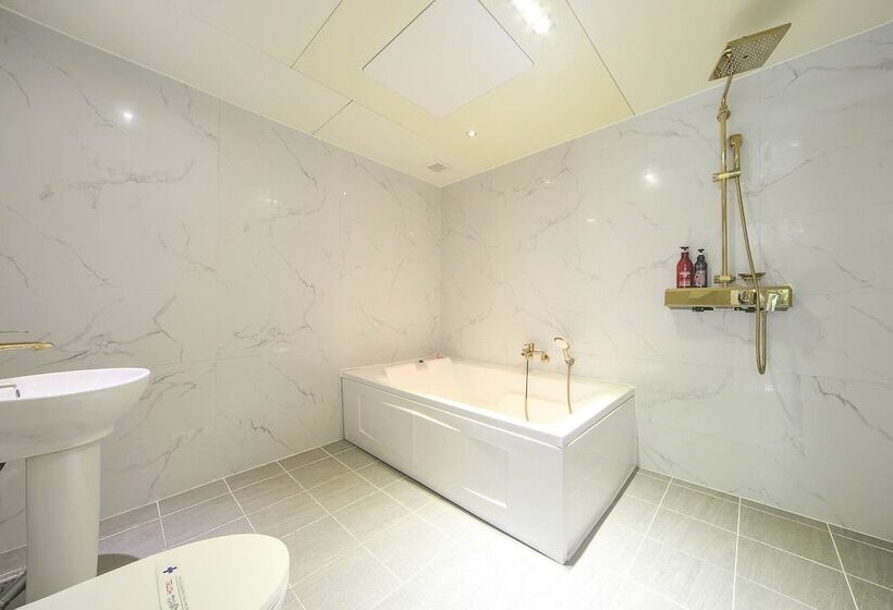 Renaissance Hotel Pohang