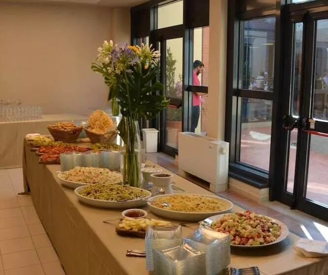 ユースホステル Locanda D'elsa