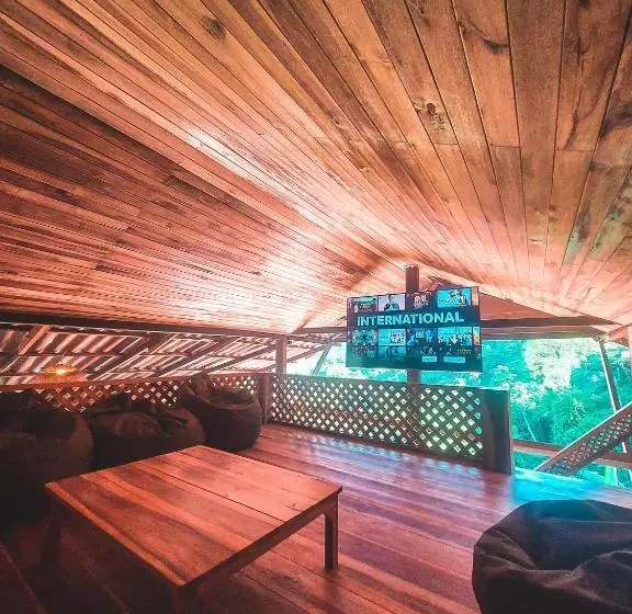 ユースホステル Masaya Casas Viejas