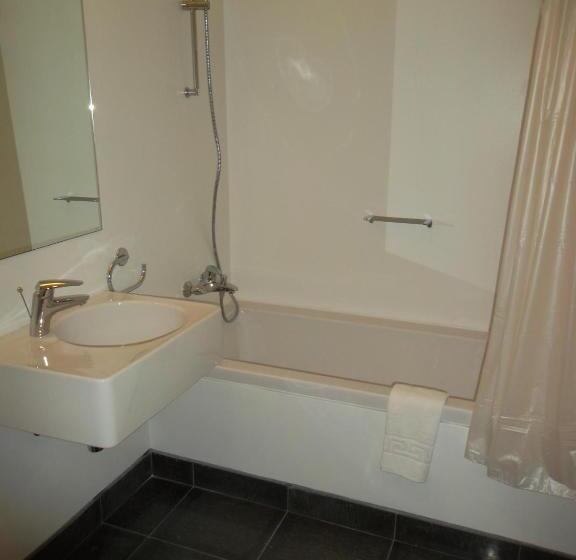 Azores Youth Hostels Santa Maria