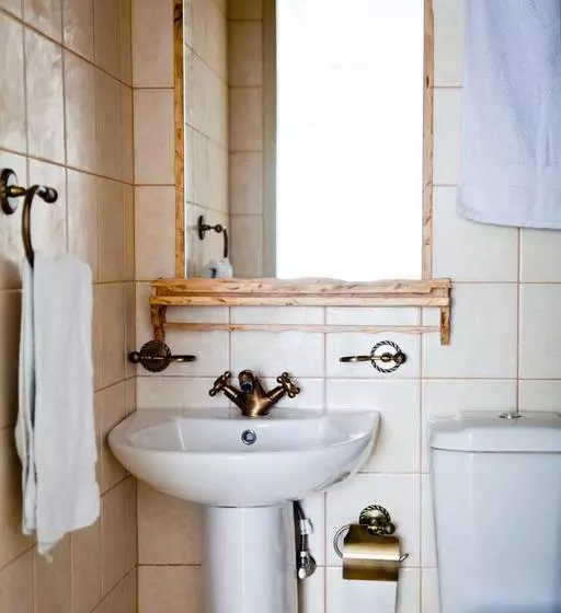 تختخواب و صبحانه Dembelija Rooms