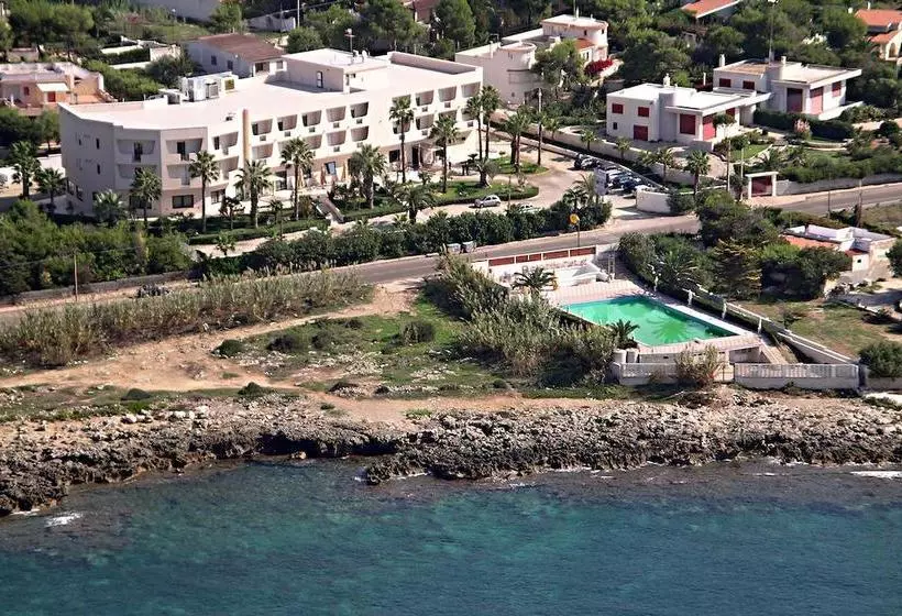 Hotelli Villaggio Baia D Argento