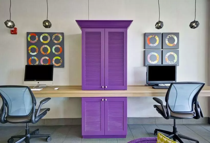 Hotelli Home2 Suites By Hilton Blue Ash Cincinnati