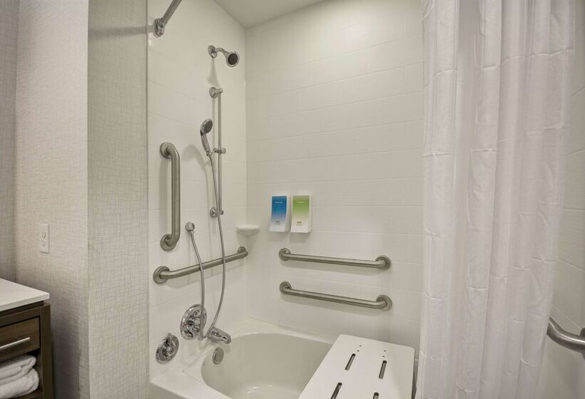 فندق Home2 Suites By Hilton Blue Ash Cincinnati