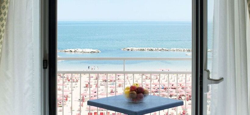 בית מלון כפרי Nord Est