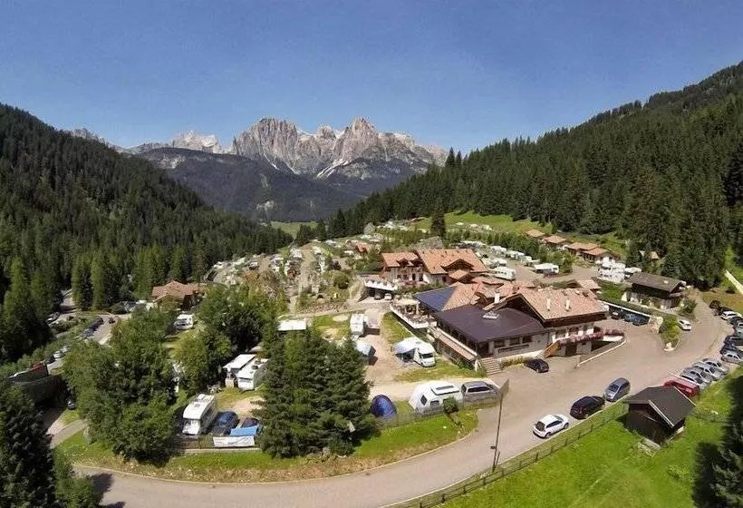 Hotelli Vidor Resort