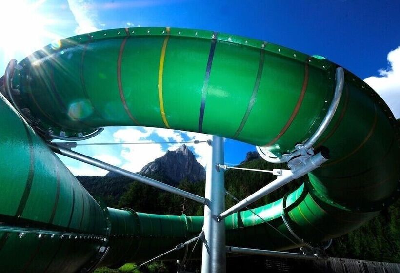 فندق Vidor Resort