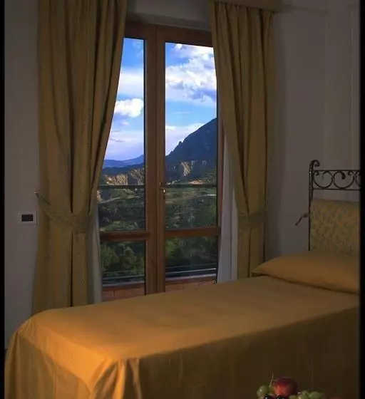 ホテル Villa Maiella