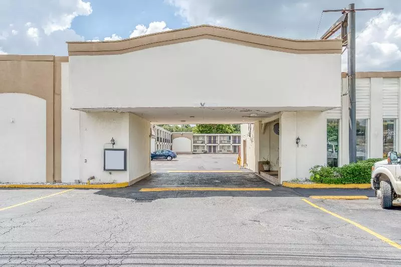 Motelli Oyo Hotel Alexandria La Hwy 165