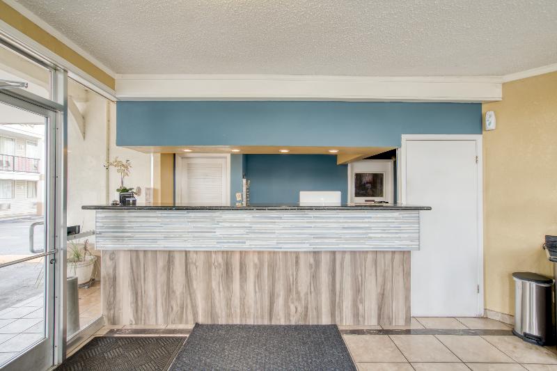 汽车旅馆  Oyo Hotel Alexandria La Hwy 165