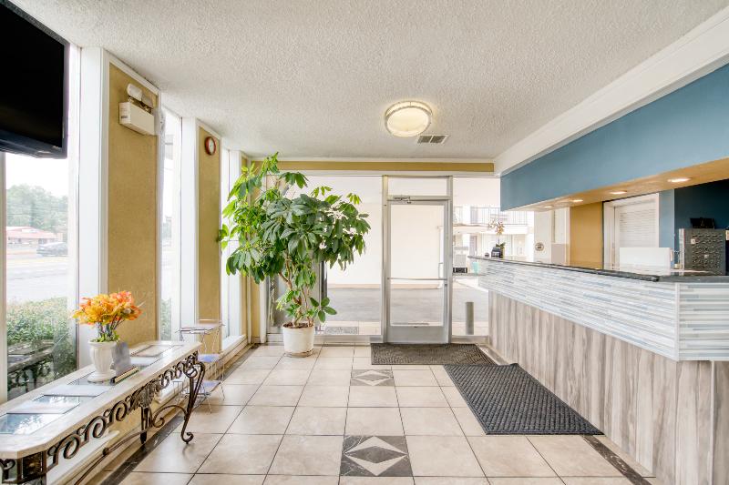 汽车旅馆  Oyo Hotel Alexandria La Hwy 165