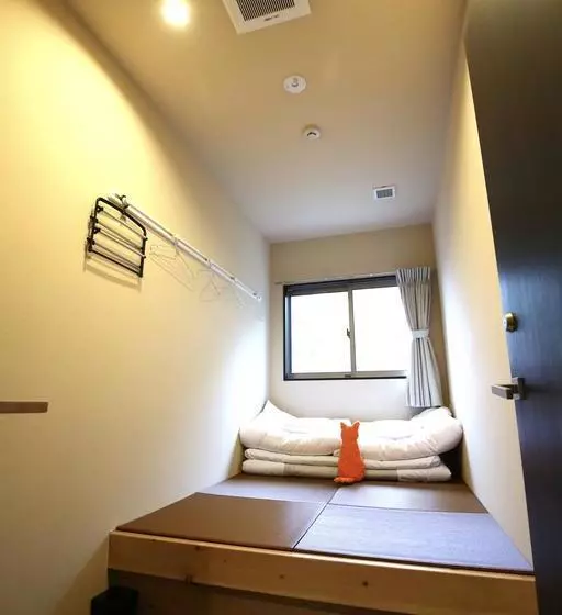 Nekokura Hostel